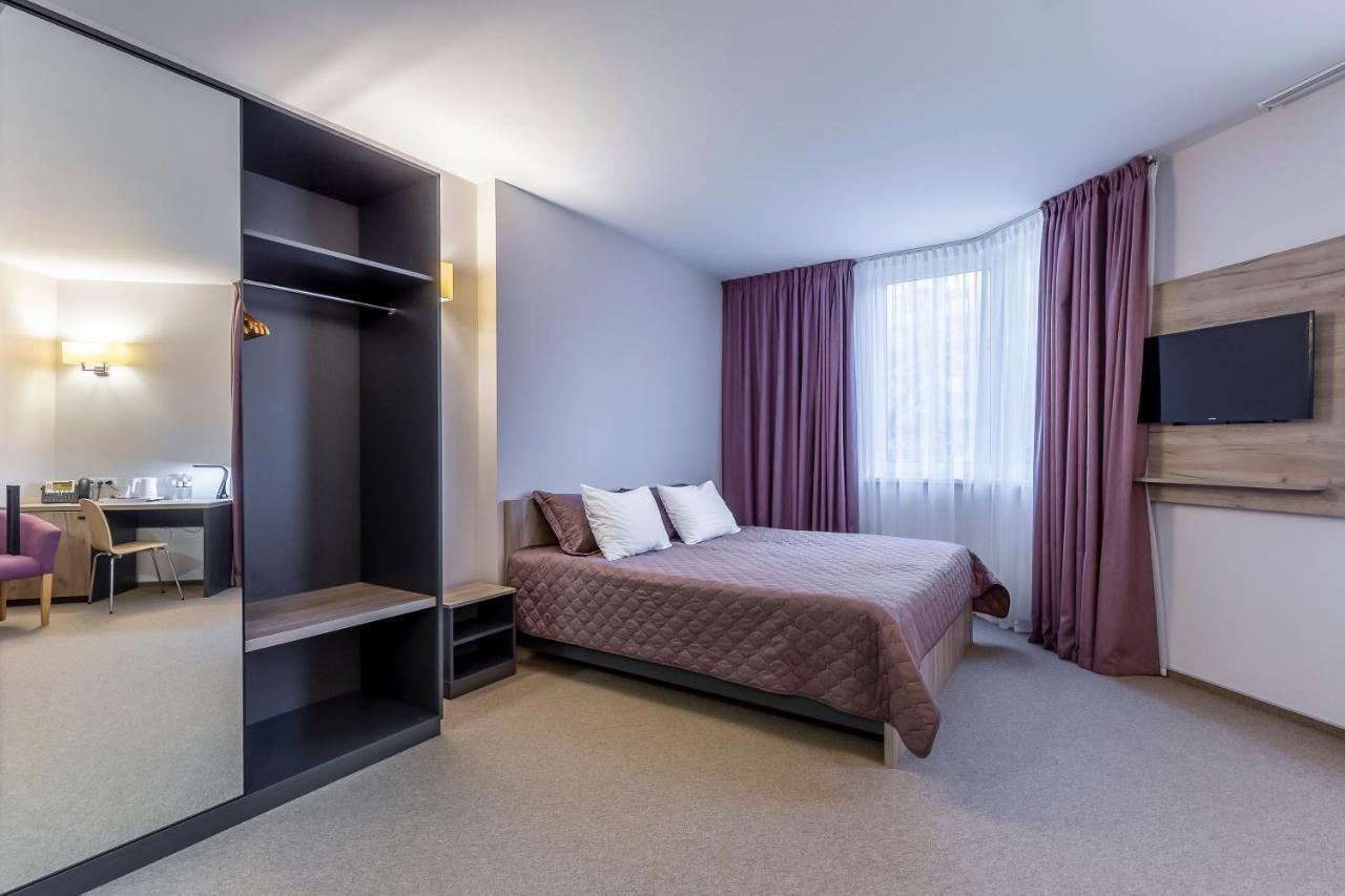 Favor Sport Hotel Kiev Ngoại thất bức ảnh